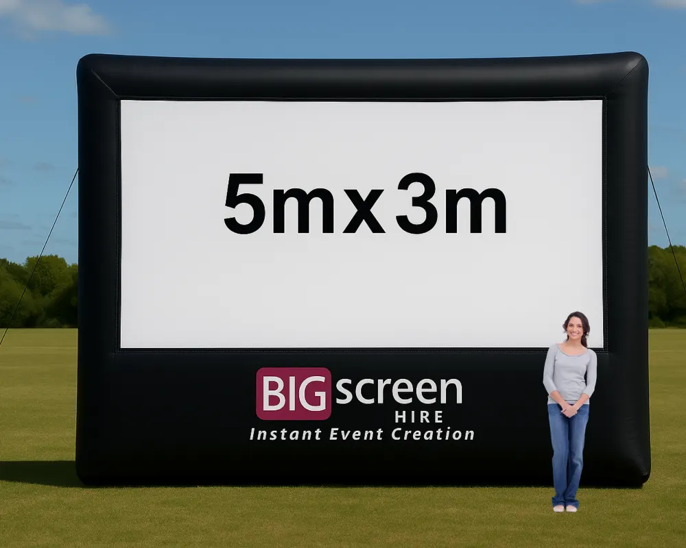 Giant inflatable movie screen