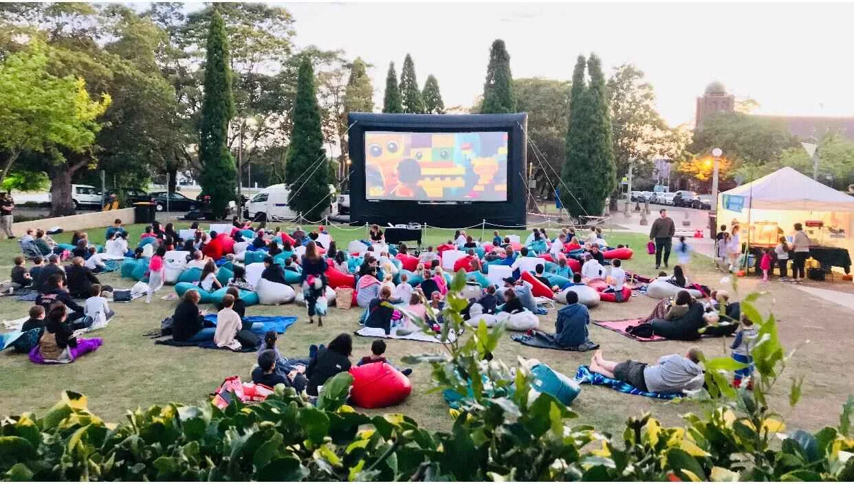 Inflatable Movie Screen